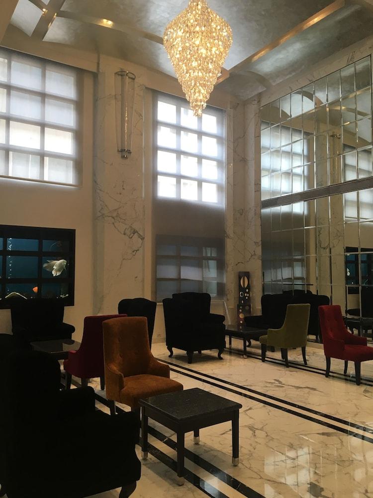 St. Mark'S Hotel Бангалор Екстериор снимка