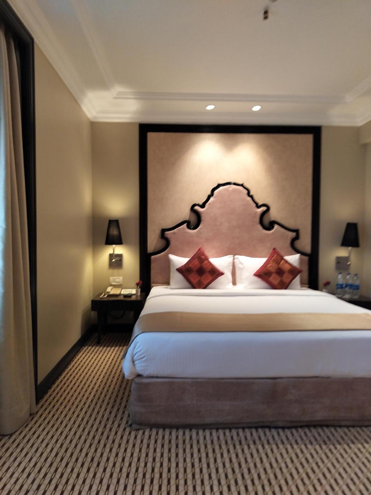 St. Mark'S Hotel Бангалор Екстериор снимка