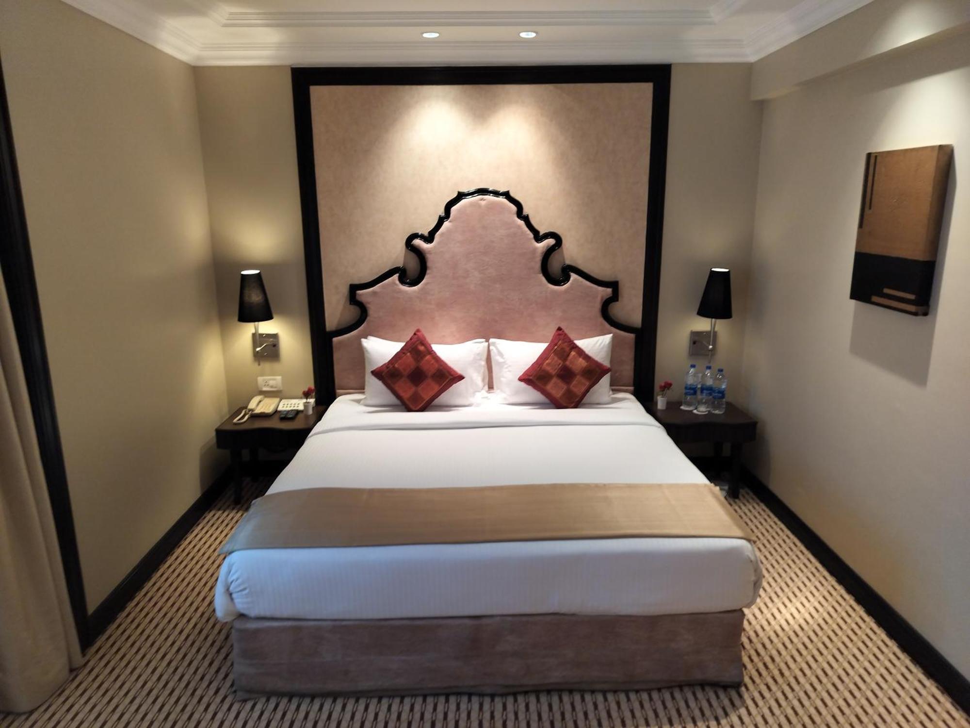 St. Mark'S Hotel Бангалор Екстериор снимка
